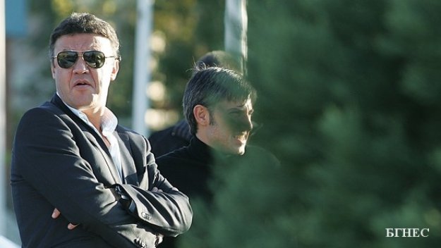 Боби Михайлов: Няма да се махна от БФС