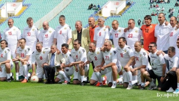 Великолепно шоу в чест на Стилян Петров