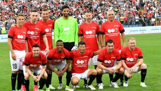 Отборите на Бербо и Фиго врътнаха 3:3 в изумително шоу пред 40 хиляди на "Васил Левски" + ГАЛЕРИЯ