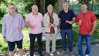 Те обичат ЦСКА: Славни "армейци" се сдобиха с фен карти