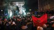 Война с полицията: 20 000 мароканци превзеха Париж + ВИДЕО