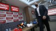 Кобрата се разграничи от нападките за расизъм срещу Джошуа