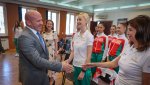 Министър Керязов награди медалистките от Европейското първенство по художествена гимнастика