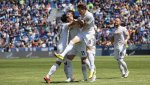 Наполи си гарантира Шампионска лига с 3:0 над Пиза
