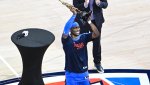 Шей наказа Вълците с 38, ОКС вече води с 2-0