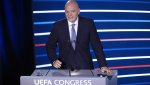 ФИФА даде червен картон на синия картон
