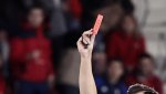УЕФА отхвърли спорното правило на ФИФА за червен картон при покриване на устата