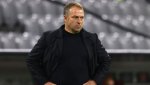 Флик сменя схемата след фиаското на световното