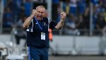 Мъри Стоилов се ядоса: Ако трябва ще отложим цялото първенство