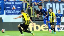 НА ЖИВО: Левски - Кайрат 0:0, натиск на "сините"