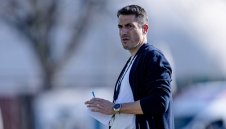 Веласкес се скъса да хвали Левски след мъката със Септември Сф