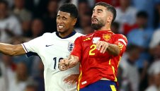 Златната топка трябва да е за Белингам или Карвахал 