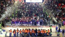 Барса смаза Реал на баскет и грабна купата на Краля