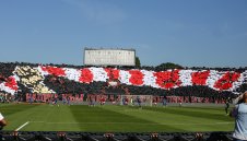 Шеф на ЦСКА недоволен от феновете и заяви: Можехме да получим дузпа + ВИДЕО