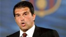 Лапорта: Роналдиньо и Ето'о остават