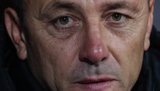 Илиан Илиев недоволен от програмата на Черно море