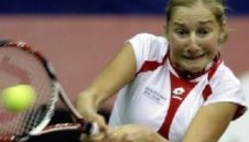 Неизвестна белгийка и рускиня ще спорят за титлата в Ещорил