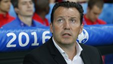 Висока неустойка оставя Вилмотс начело на Белгия