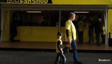 Фенове на Дортмунд спят на палатки, за да гледат мача с Реал Мадрид