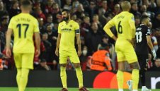 Не мисли за пенсия: Раул Албиол ще продължи да играе и на 37 години