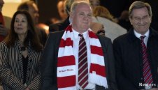 Ули Хьонес: Платини трябва да изрита големи клубове от евротурнирите