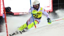 Алберт Попов не завърши в първия манш в Кицбюел