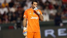 Буфон: Можехме да довършим Милан в редовното време