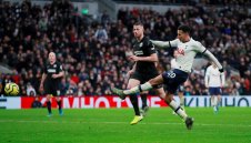 Тотнъм доближи топ 4 след обрат срещу Брайтън