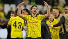 Матс Хумелс май ще играе на Острова съвсем скоро