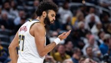 Трети играч на Денвър стигна 50 точки през сезона