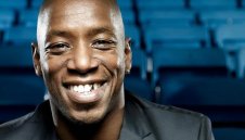 Специалния е обсебен от Венгер