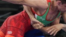 Иранци вгорчиха живота на родните борци