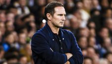 Лампард може да поднови кариерата си в Чемпиъншип