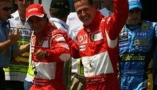 Михаел Шумахер спечели квалификацията на Маникур