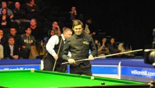 Рони се разправи с Кембъл и очаква Млекаря