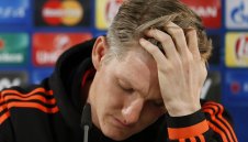 Швайнщайгер отнесе 3 мача