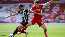 Шок на Анфийлд! "Свраките" попариха Ливърпул в последната секунда