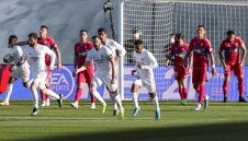 Бензема измъкна Реал от нова издънка