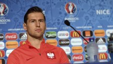 Криховяк иска скалпа и на Германия