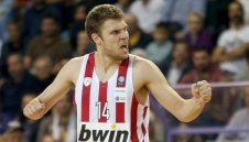 Везенков наказа Реал Мадрид с 12 точки