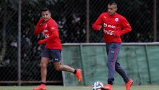 Видал стартира срещу Австралия