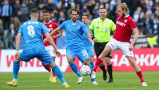 Обявиха съдиите за битката за титлата