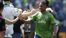 Допинг скандал "гръмна" и в МЛС! Наказаха бранител на Сиатъл за 10 мача