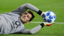 Оперираха Касияс по спешност след инфаркт на тренировка