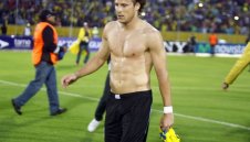 Форлан ще рита в Пенярол