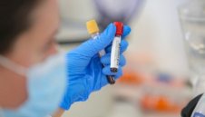 Лошо: Още 188 с коронавирус в България, починали са 13 души