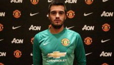ОФИЦИАЛНО: Манчестър Юнайтед привлече Серхио Ромеро
