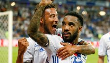 Лаказeт герой за Лион