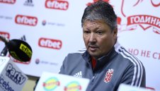 Любо Пенев: Не знам какво се случва с ВАР