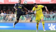 "Червените дяволи" посягат към Дъглас Коста